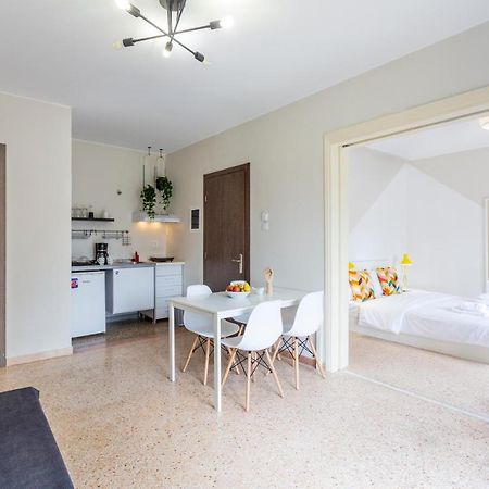 Psirri Place Economy Apartments Centrally Located Athena Bagian luar foto