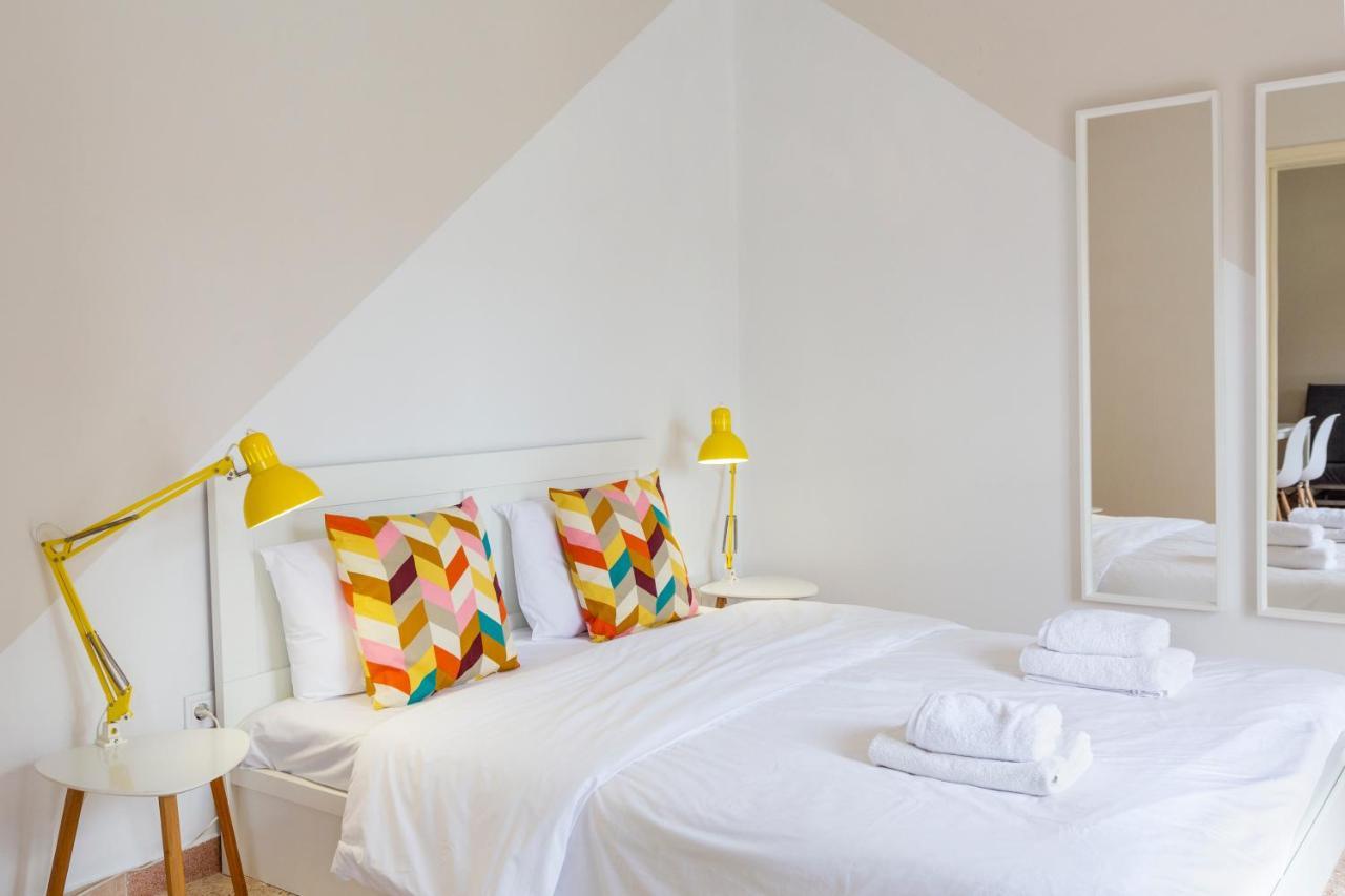 Psirri Place Economy Apartments Centrally Located Athena Bagian luar foto